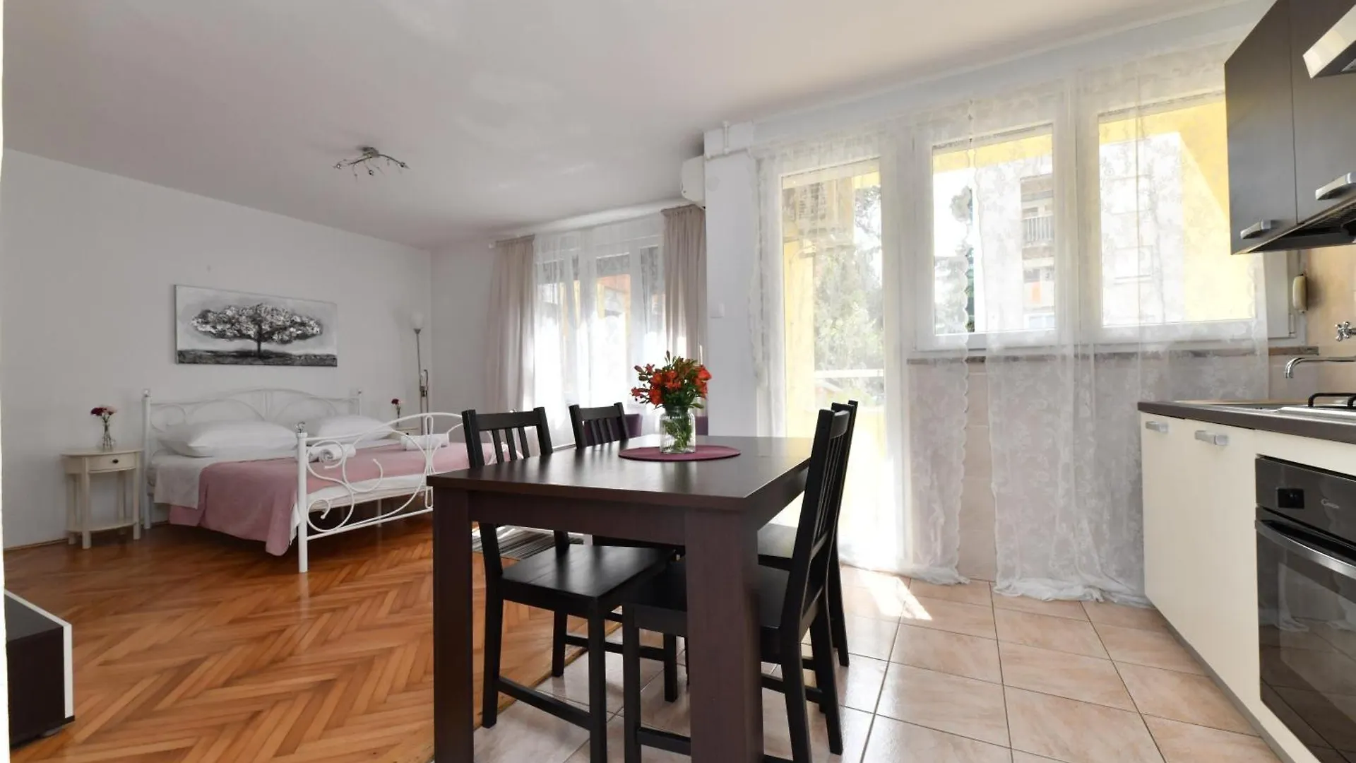 Cozy 16A Zadar